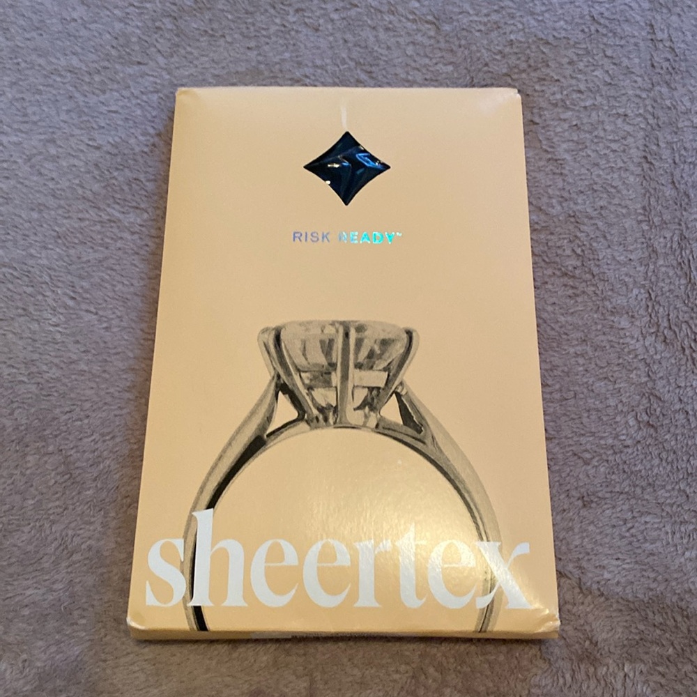 Sheertex Sheer Rip-Resist Tights in Large